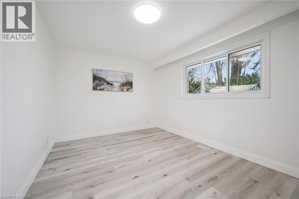 27 SILVERSPRING Crescent - 21