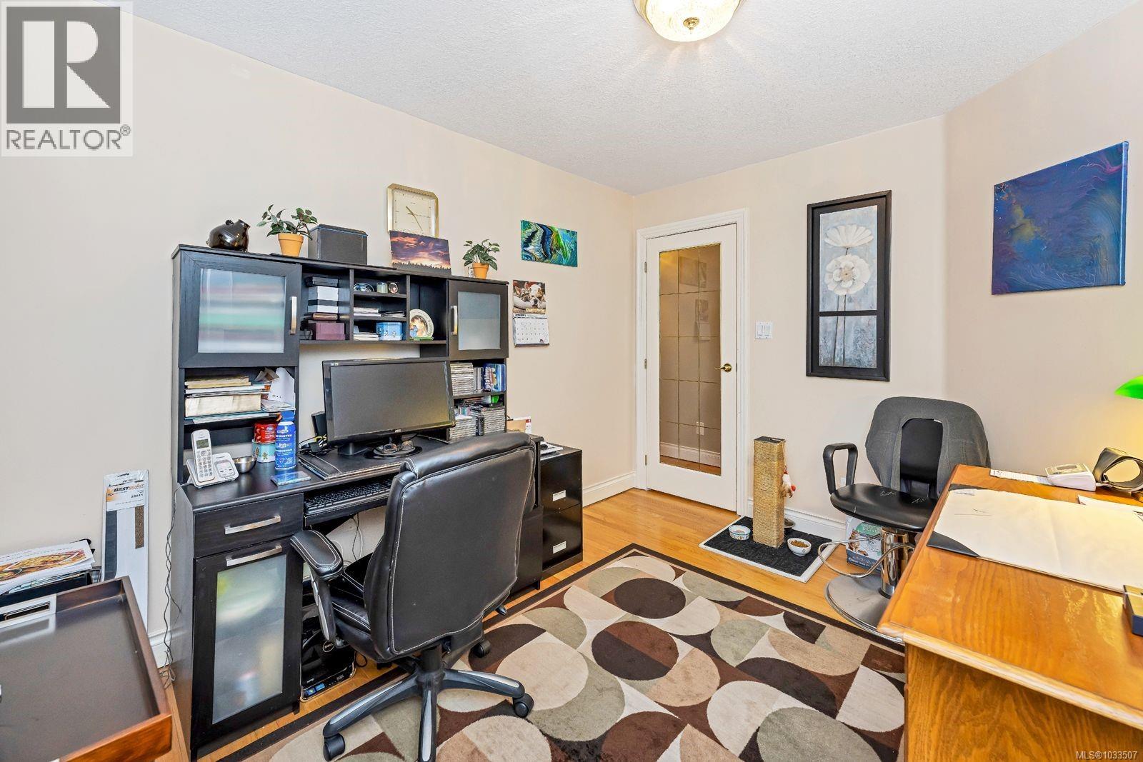 2517 Trillium Terr - 34