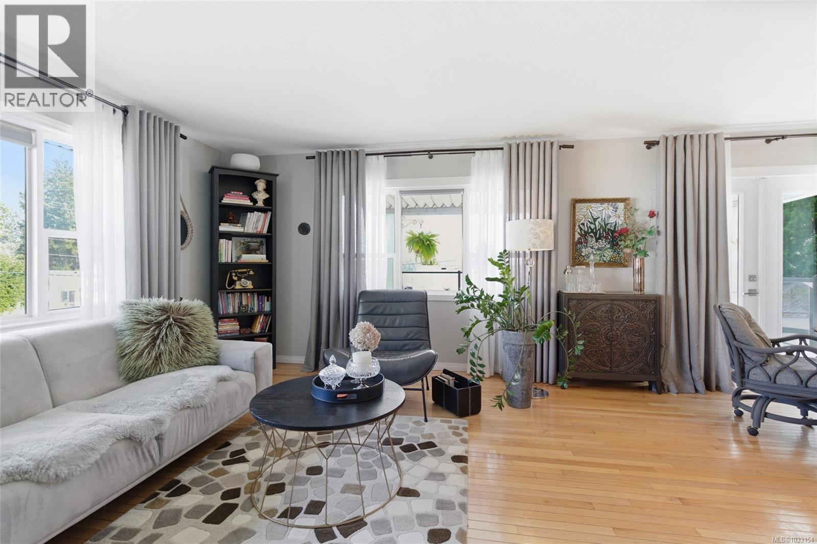 3006 King Richard Dr - 21