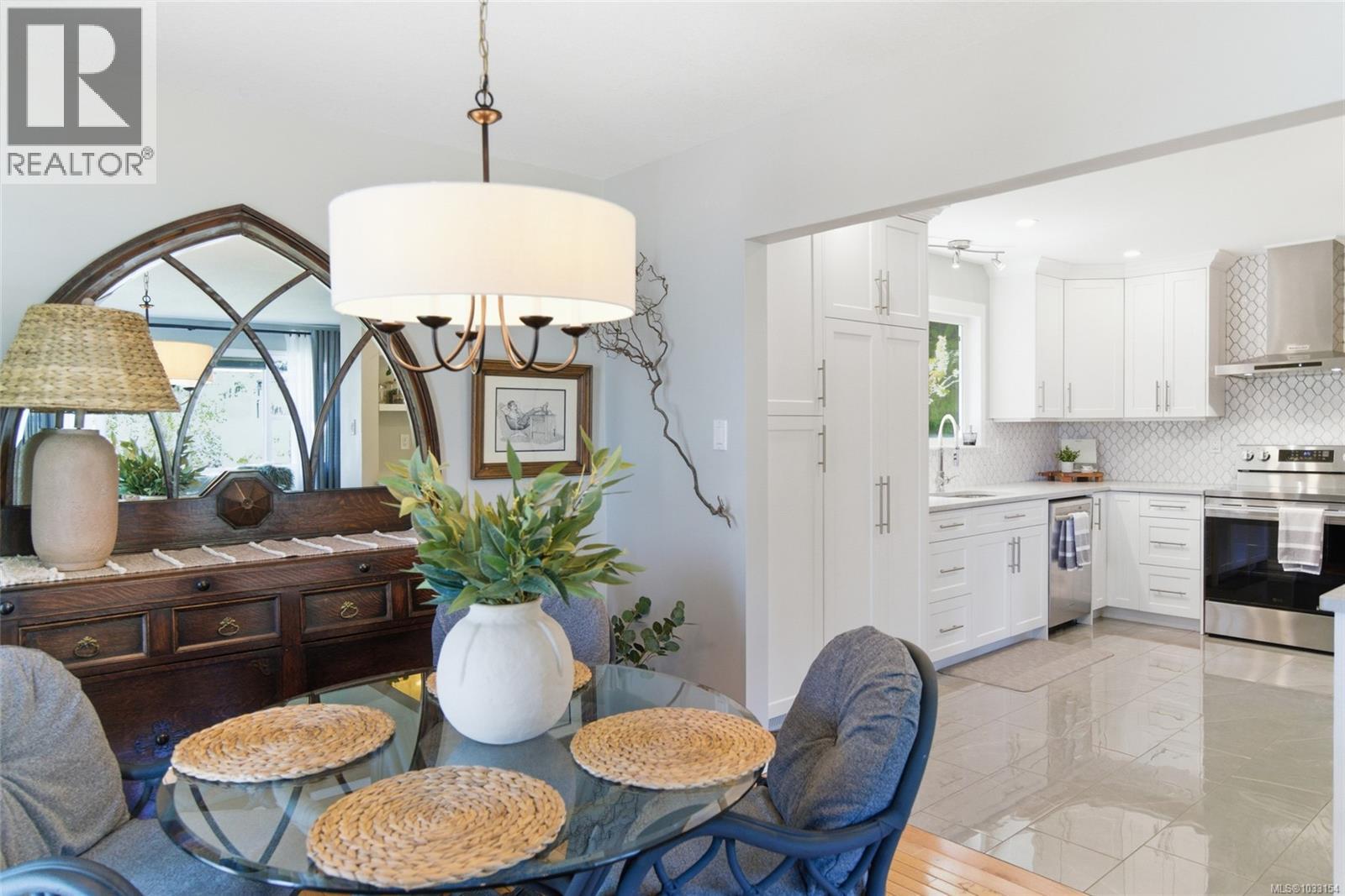 3006 King Richard Dr - 23