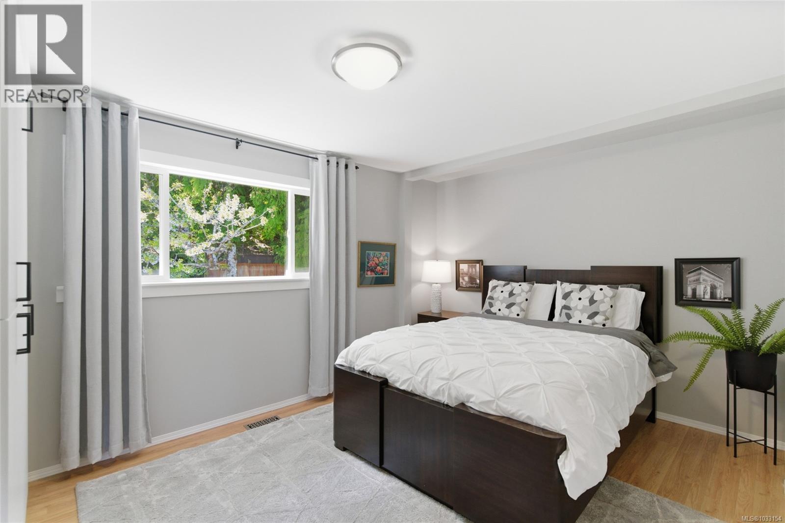 3006 King Richard Dr - 29