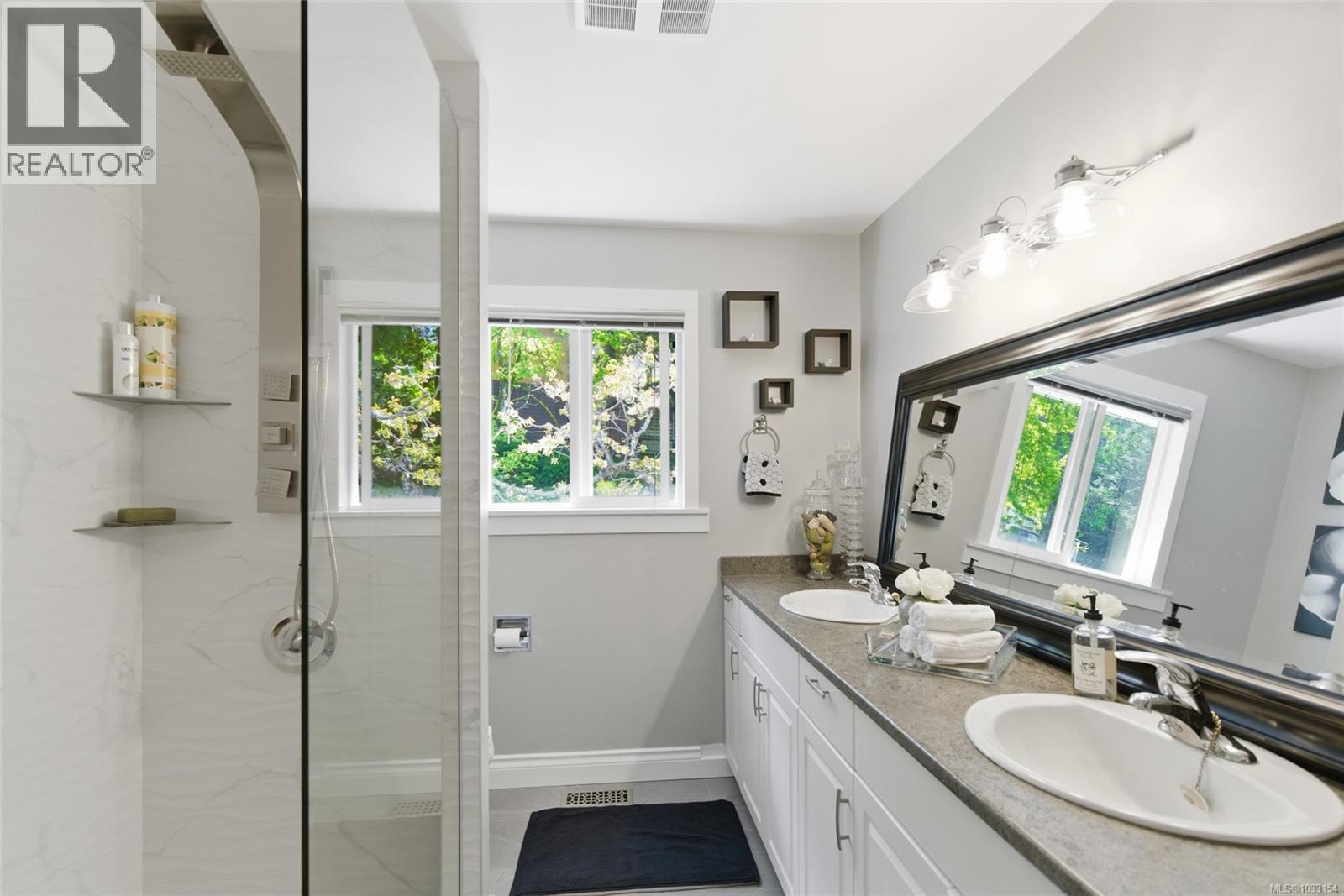 3006 King Richard Dr - 38