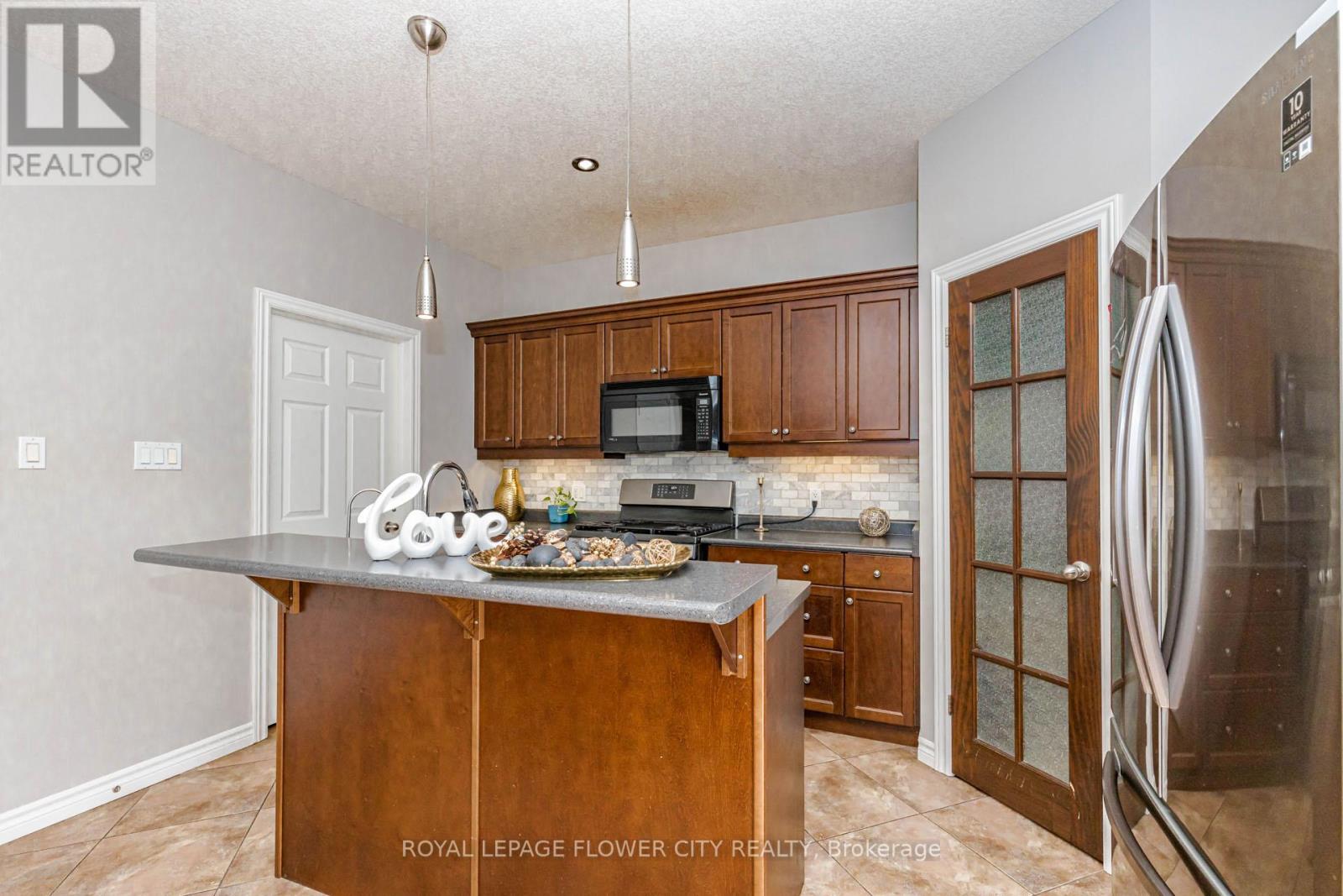 1698 HEALY ROAD - 18
