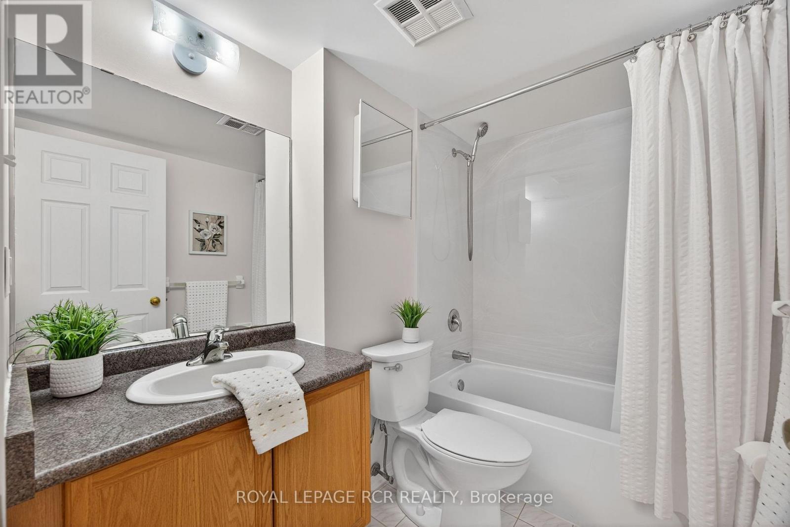 #310 250 ROBERT STREET - 12