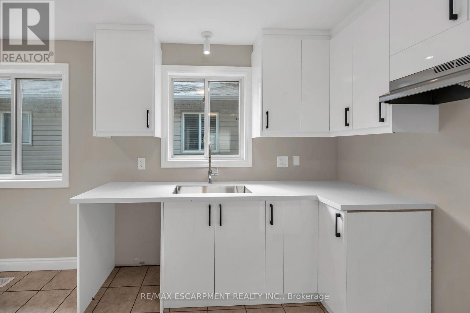 83 MARION STREET - 14