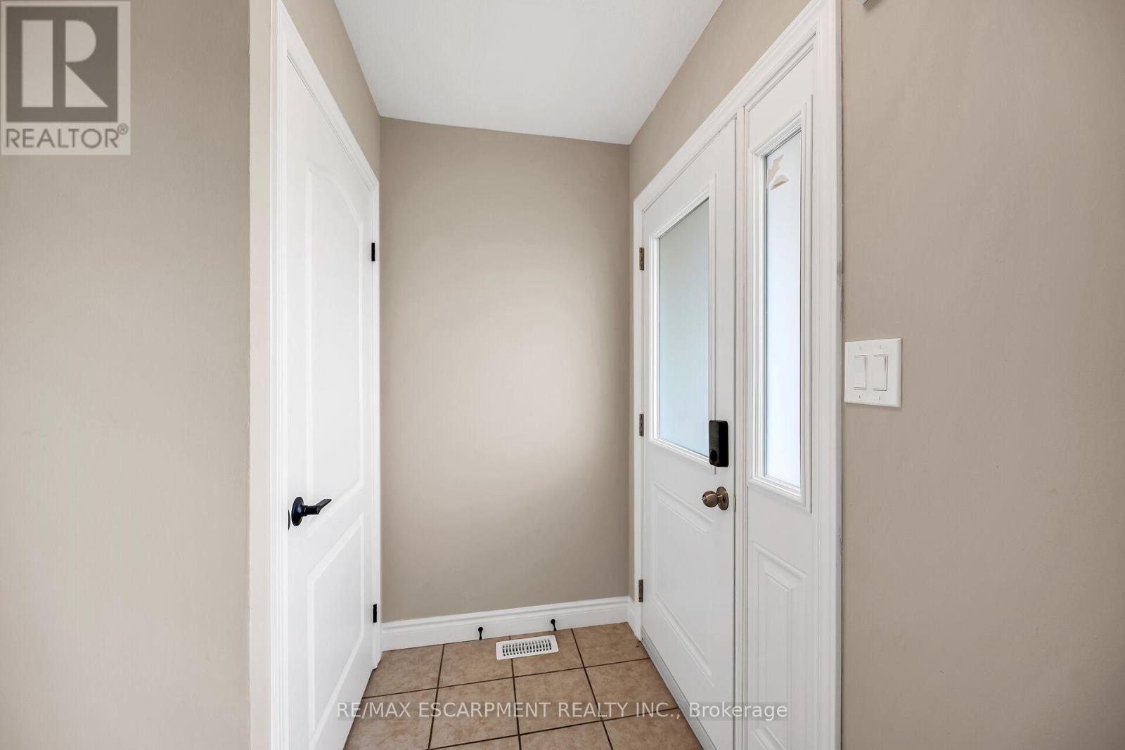 83 MARION STREET - 6