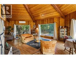 2pc Bathroom - 1322 & 1318 Deodar Road, Scotch Creek, BC V0E1M5 Photo 7