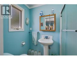 1322 & 1318 Deodar Road, Scotch Creek, BC V0E1M5 Photo 16