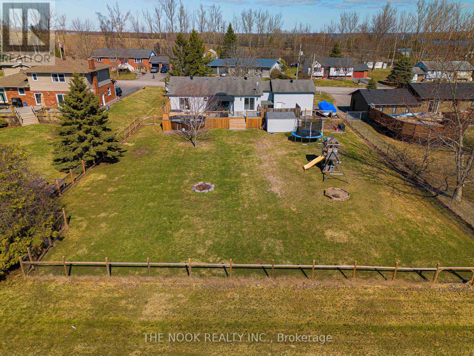 6 SPARROW COURT - 35