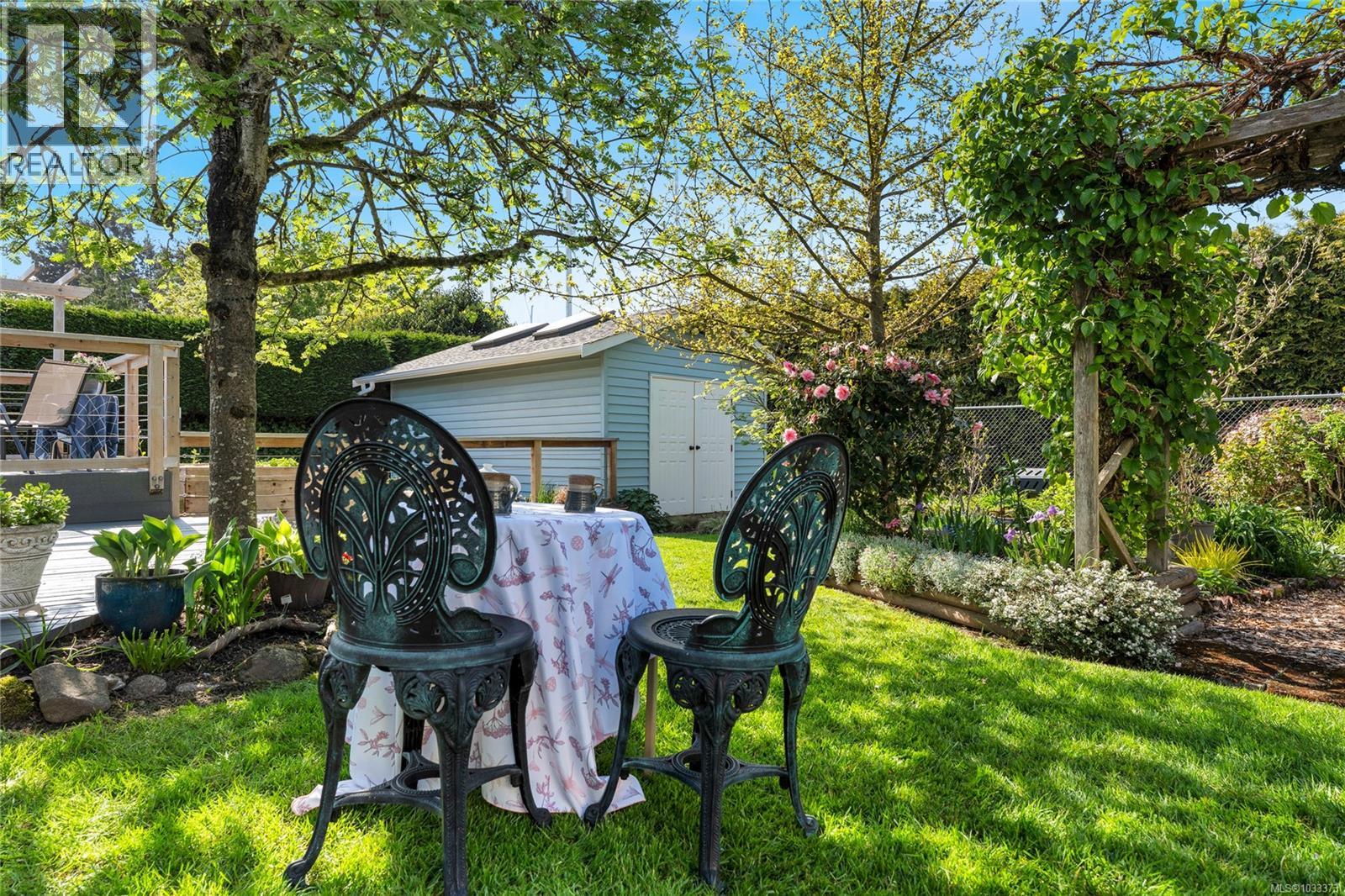  10448 Allbay Road, Sidney