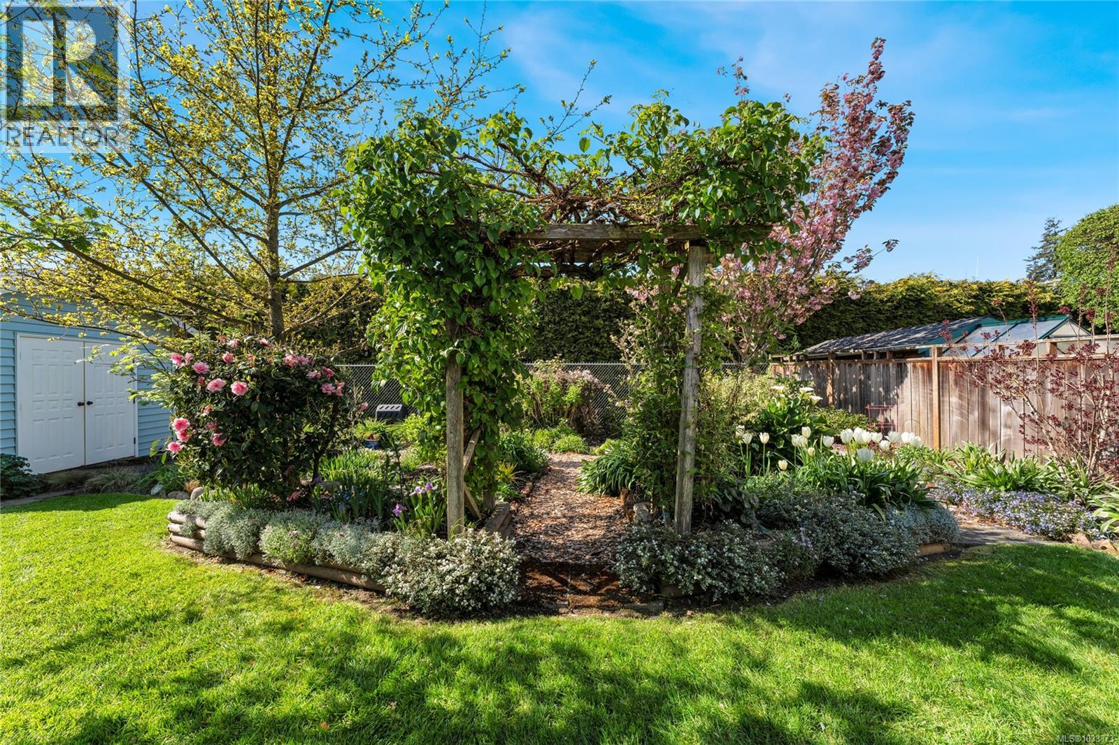  10448 Allbay Road, Sidney