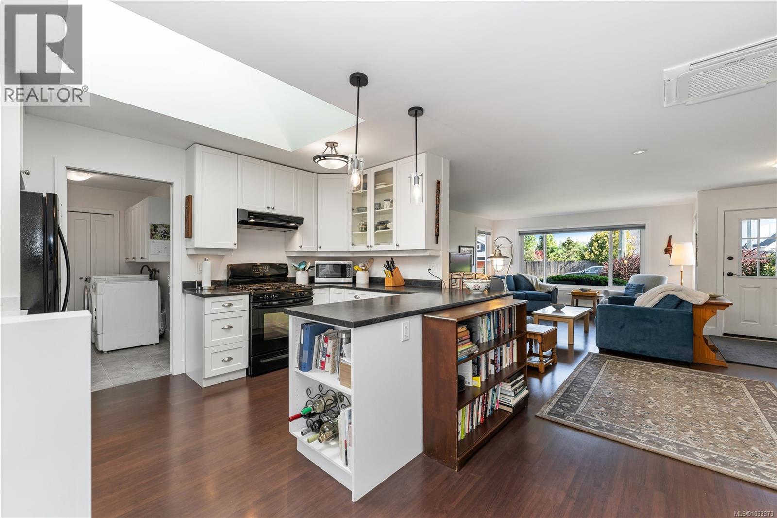  10448 Allbay Road, Sidney