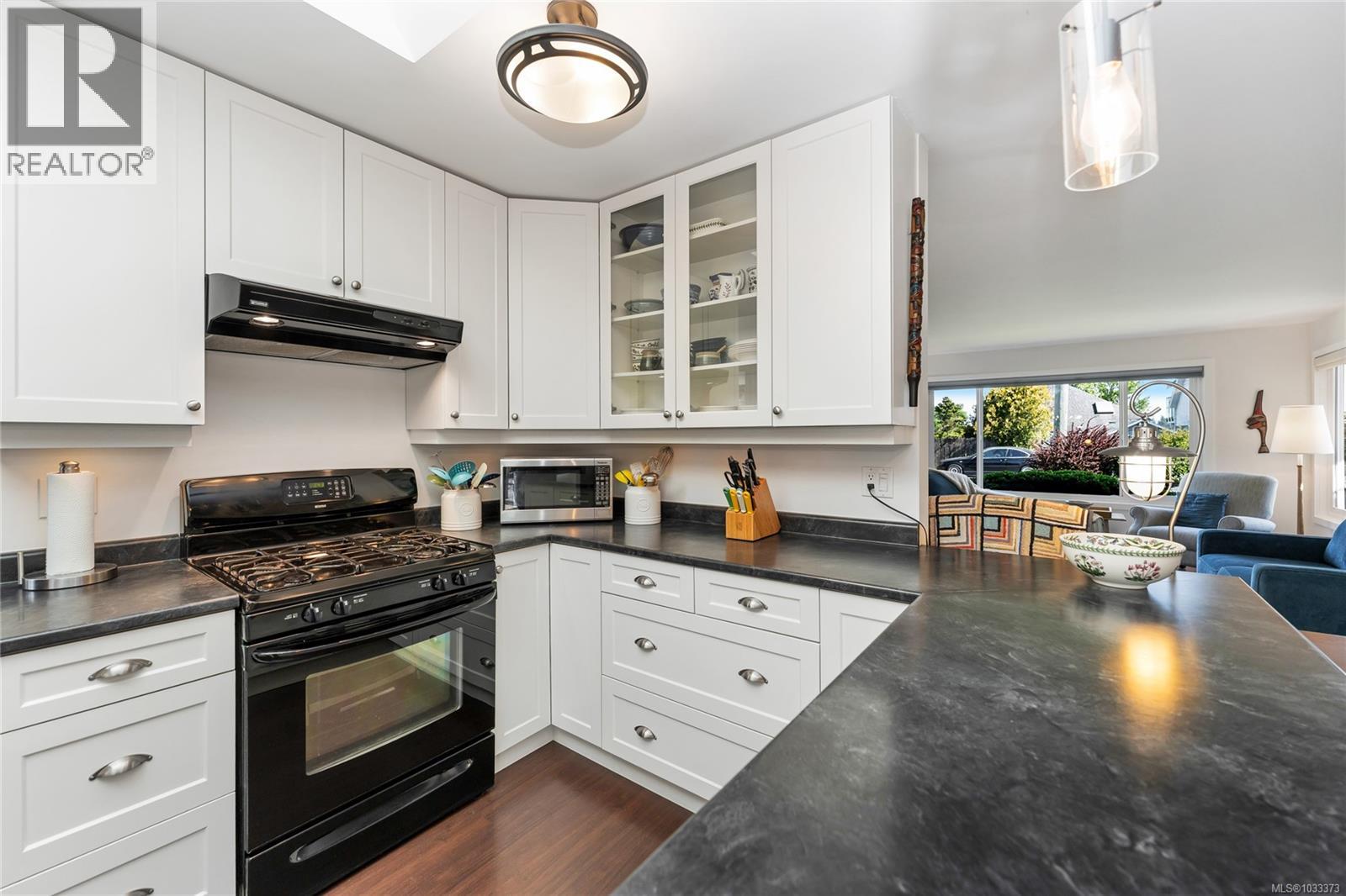  10448 Allbay Road, Sidney