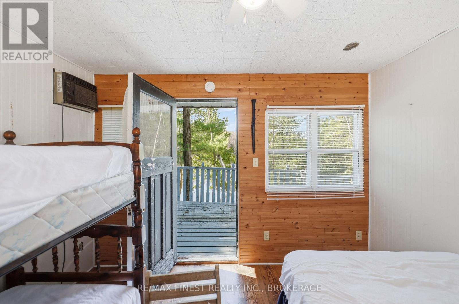 139 SLEEPY HAVEN LANE — photo 36