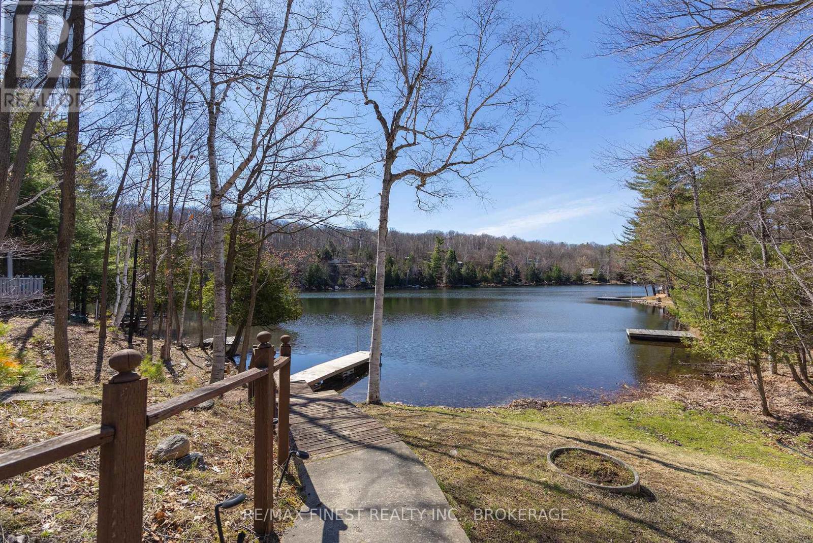 139 SLEEPY HAVEN LANE — photo 38