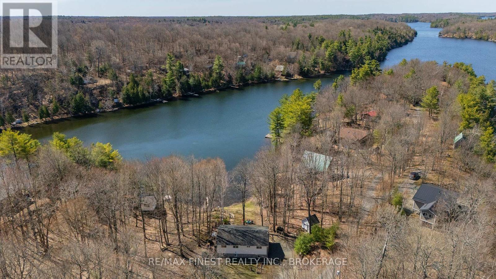 139 SLEEPY HAVEN LANE — photo 46