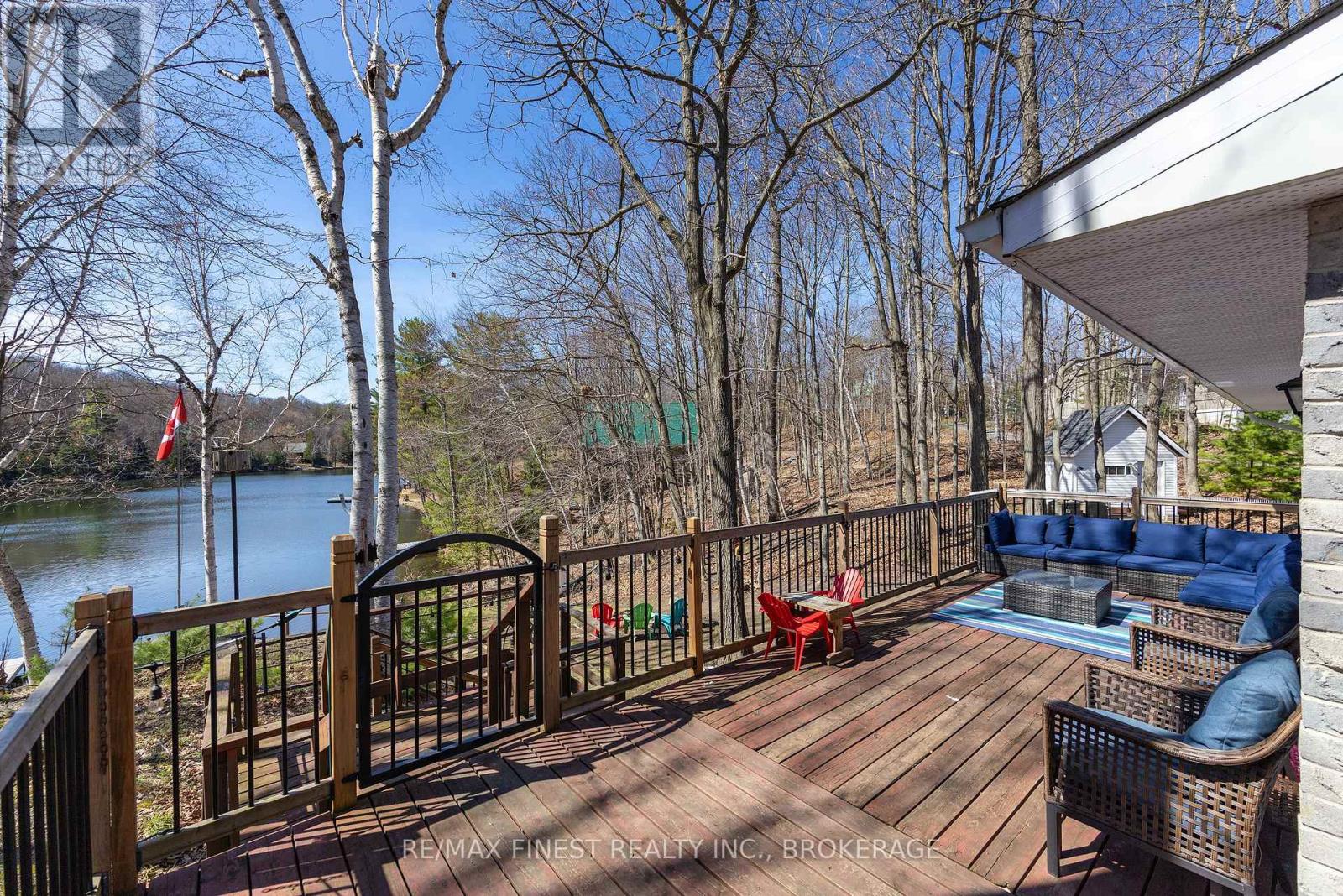 139 SLEEPY HAVEN LANE — photo 25