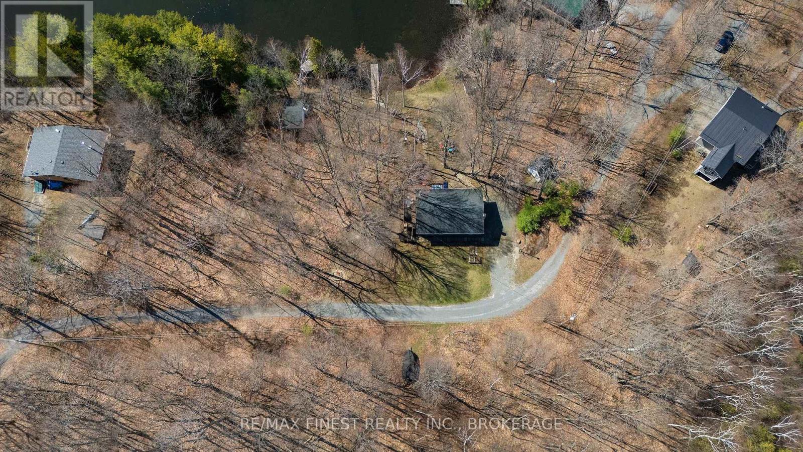 139 SLEEPY HAVEN LANE — photo 45