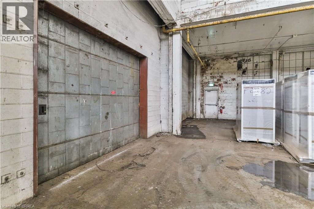 148 MOHAWK Street Unit# A, Brantford, Ontario, N3S7G5 — Photo 33