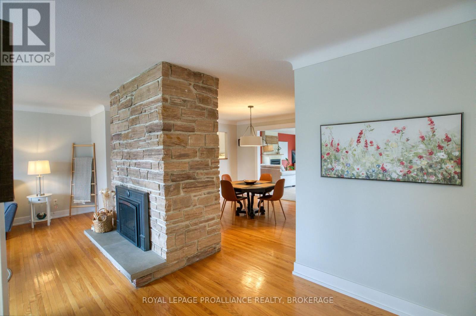 59 FAIRWAY HILL CRESCENT — photo 6