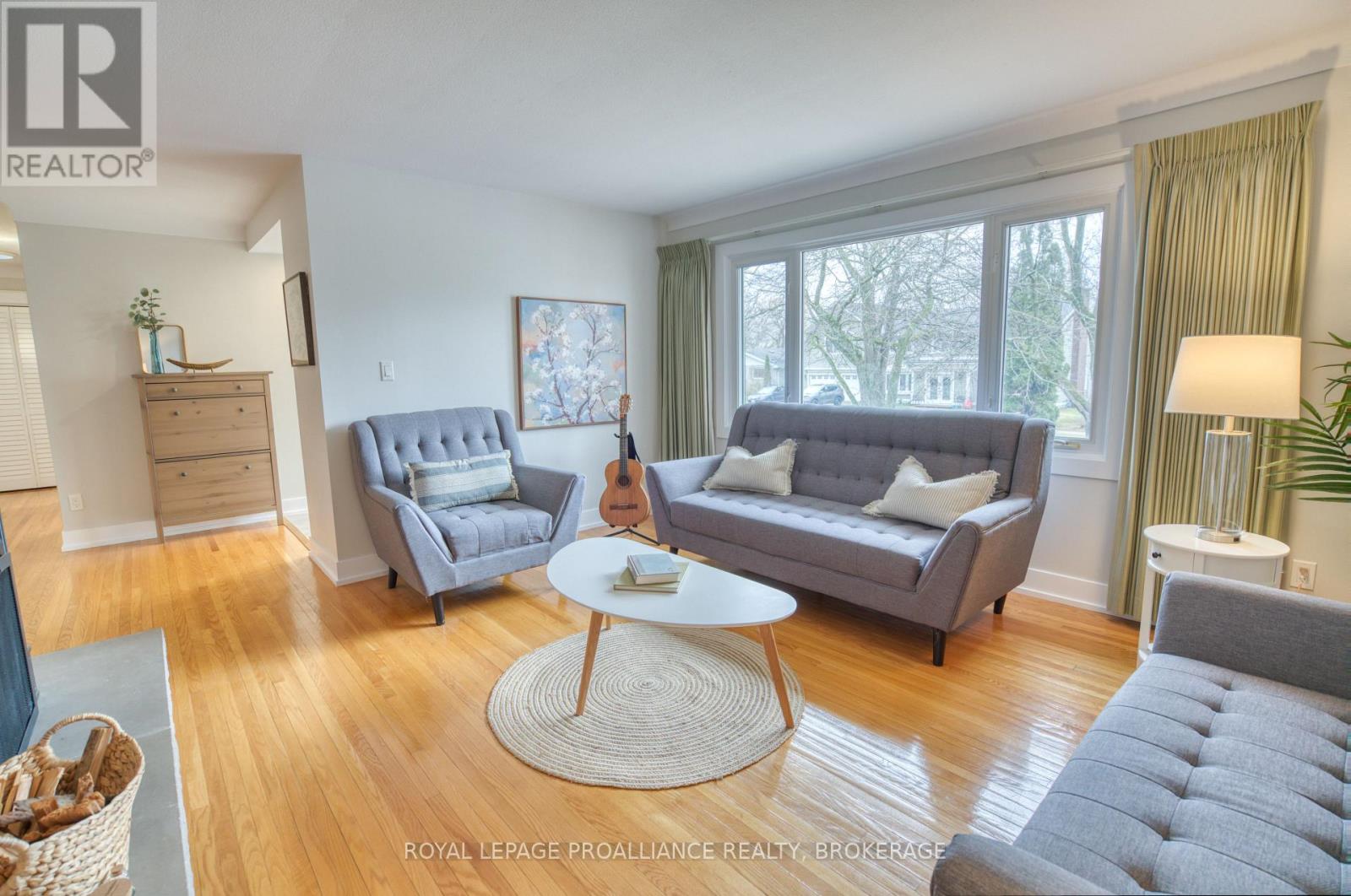 59 FAIRWAY HILL CRESCENT — photo 9