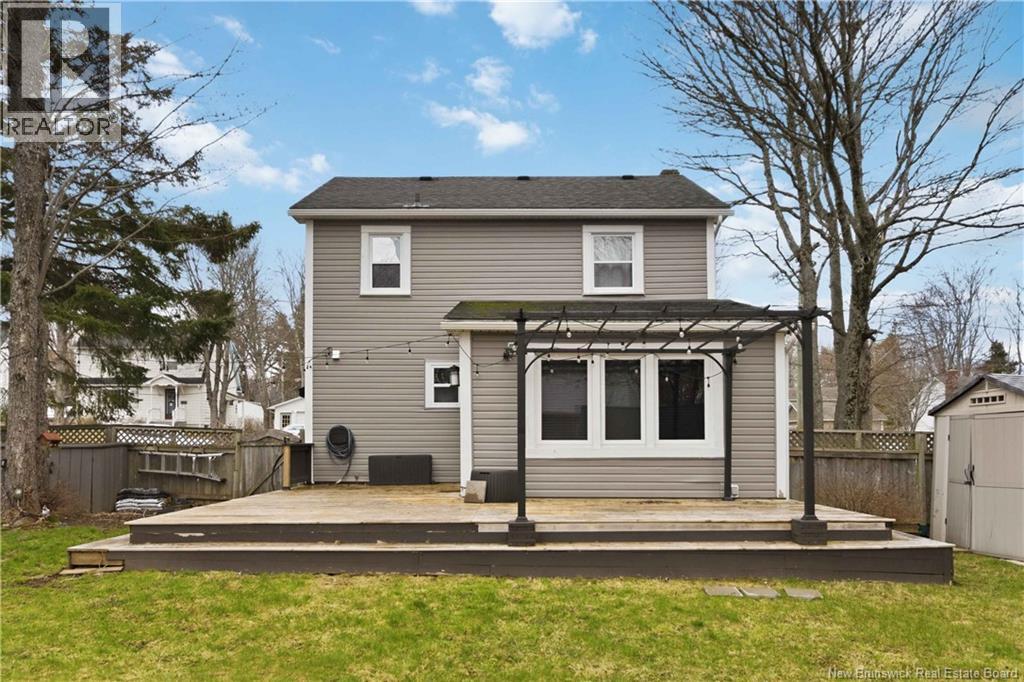 602 Montgomery Avenue - 25