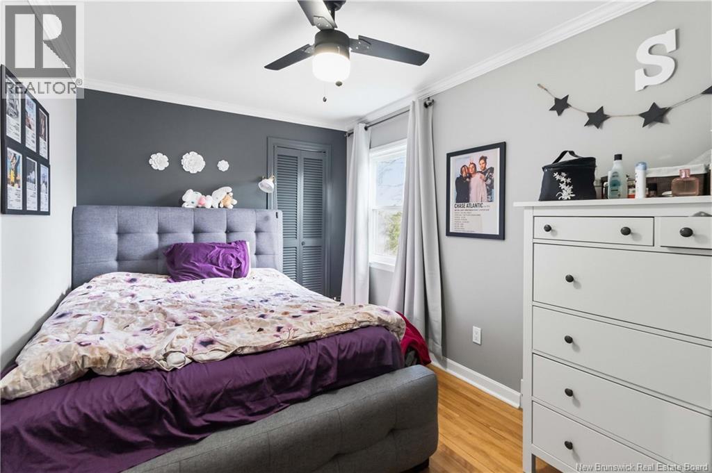 602 Montgomery Avenue - 18