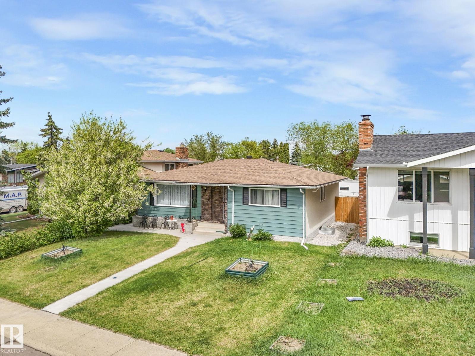 7120 39 AV NW - 2