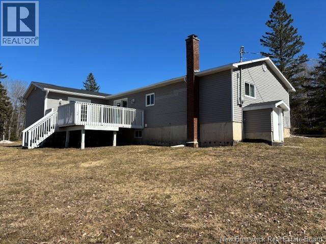 Addition and deck on the back