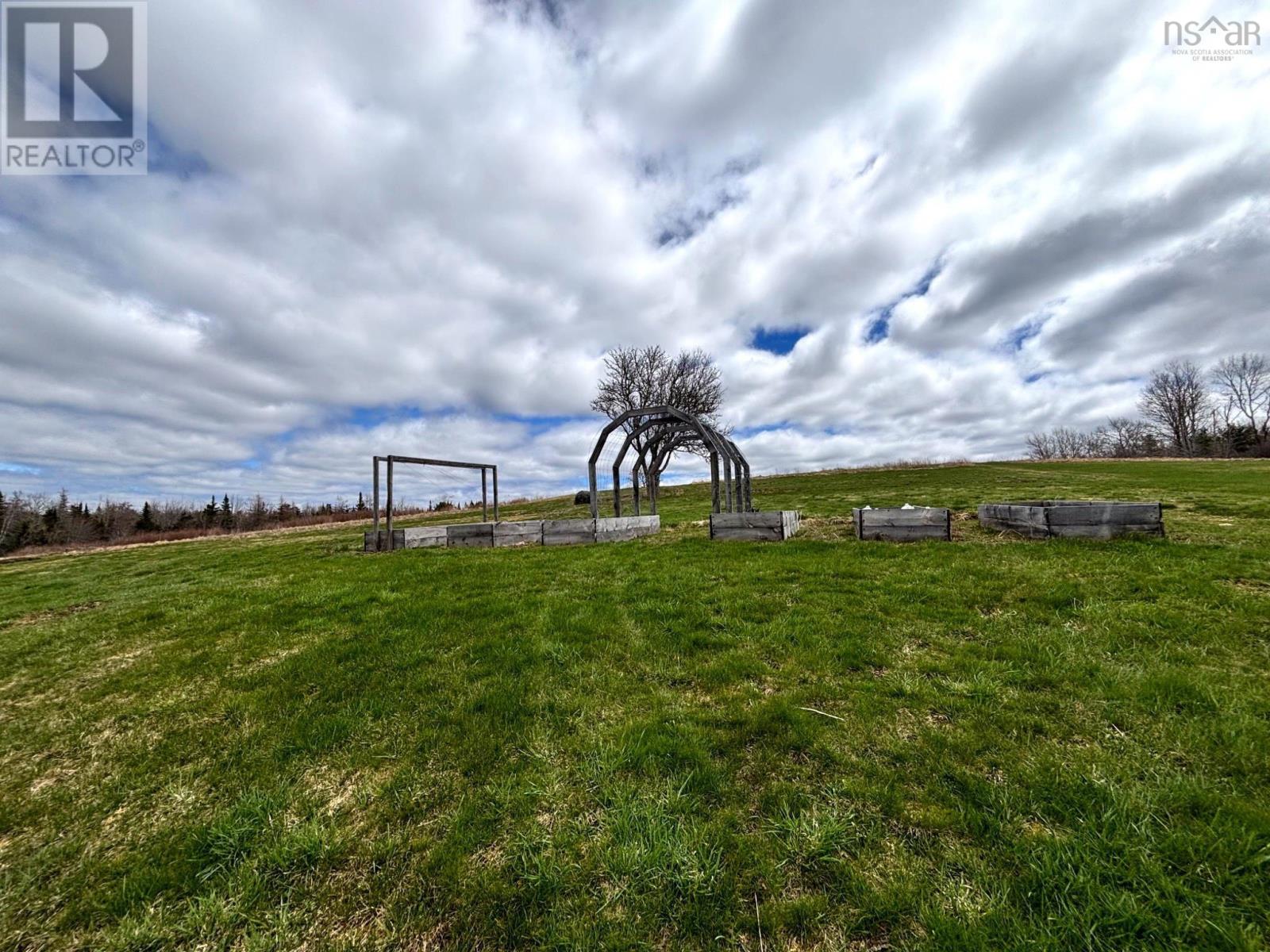 Property 32 of 36 of 4281 HIGHWAY 208