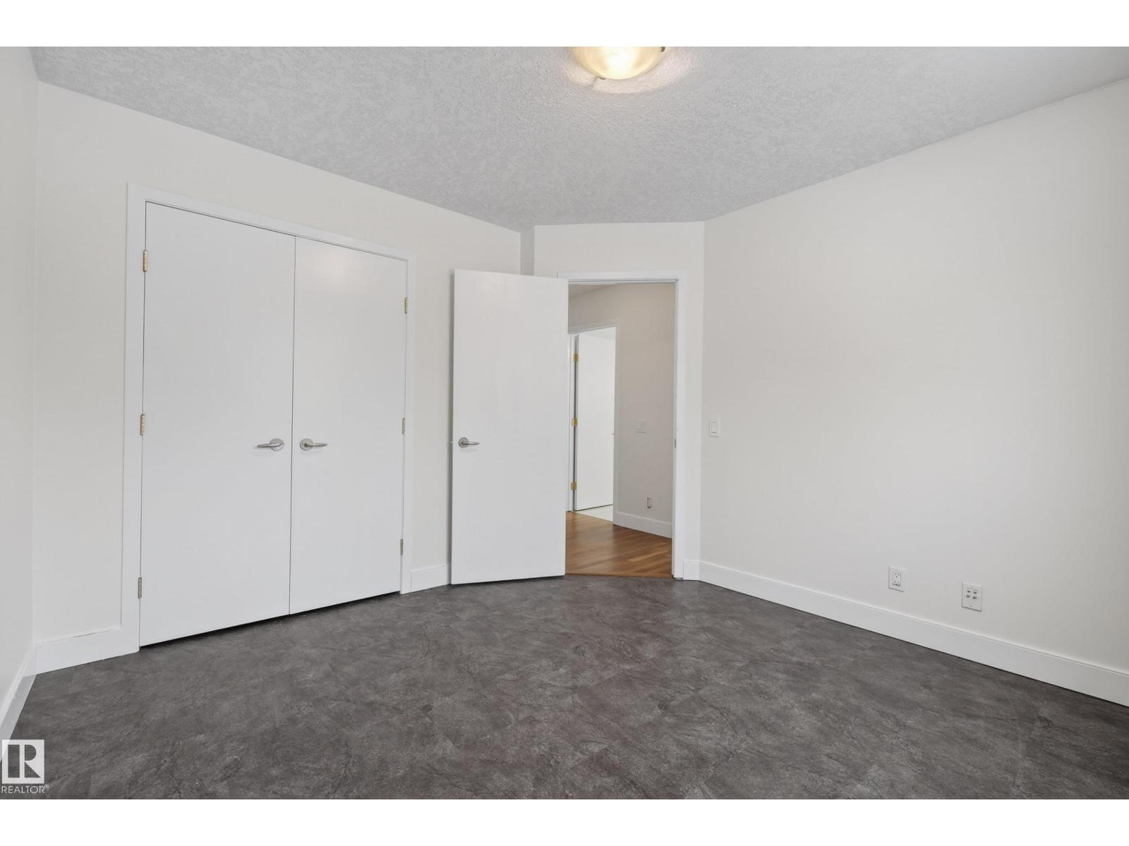 8860 93 ST NW, Edmonton