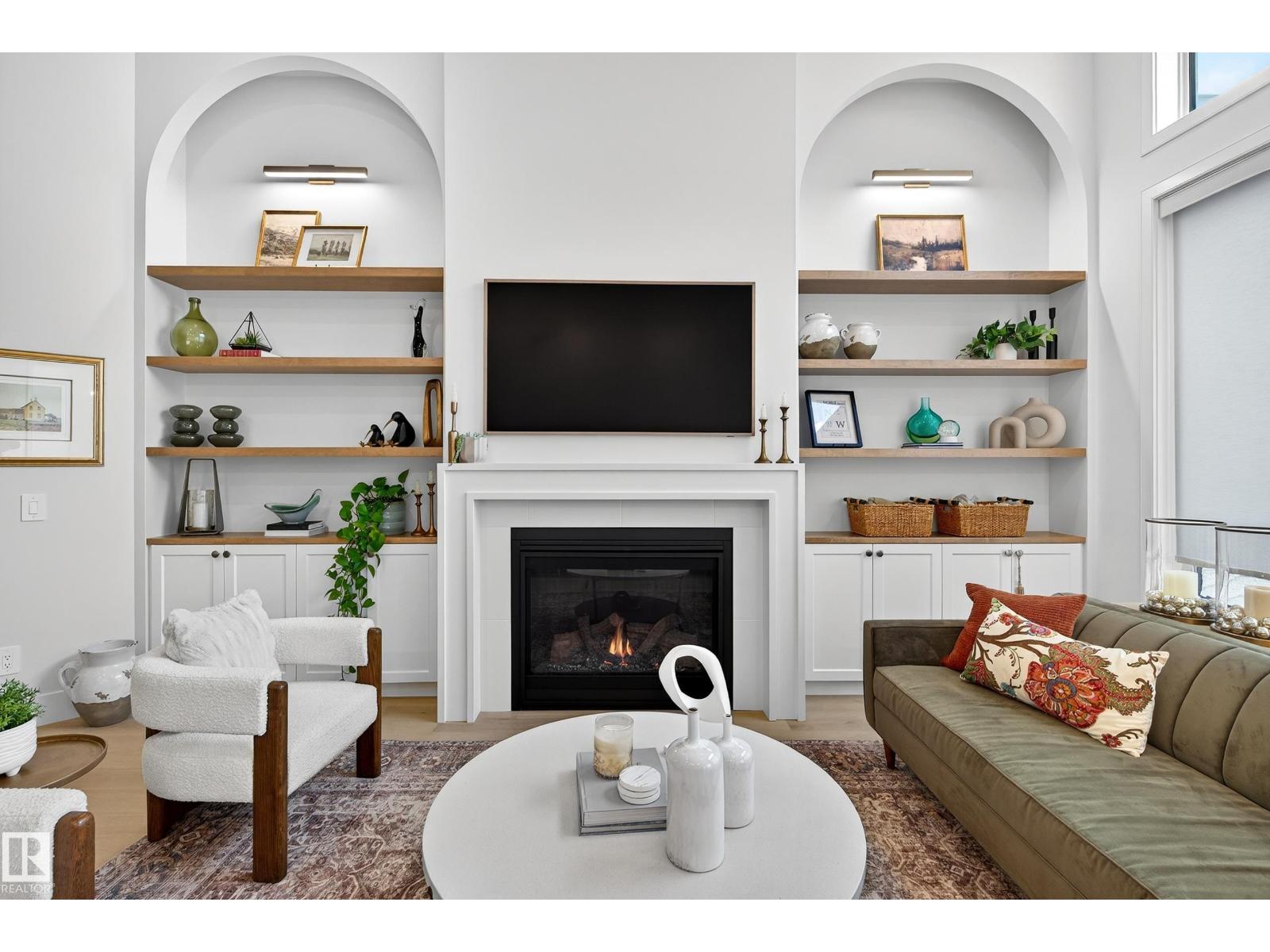 14 JANE PT, St. Albert