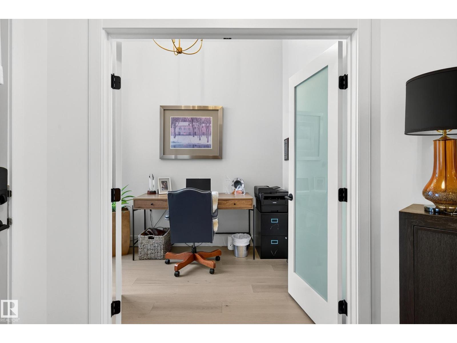 14 JANE PT, St. Albert