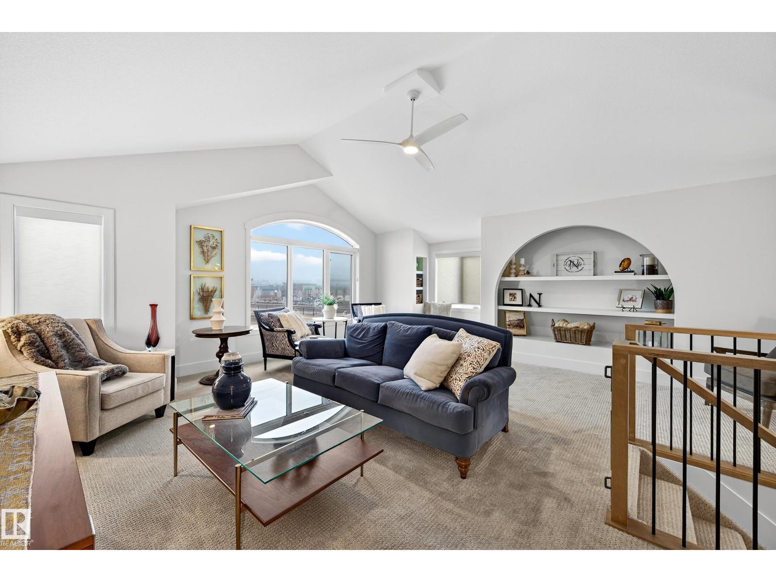 14 JANE PT, St. Albert