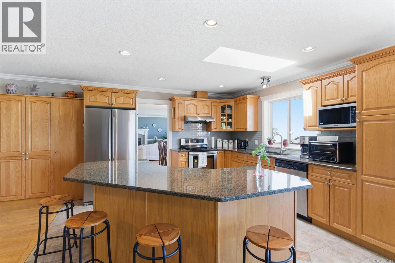 6509 Kestrel Cres - 23