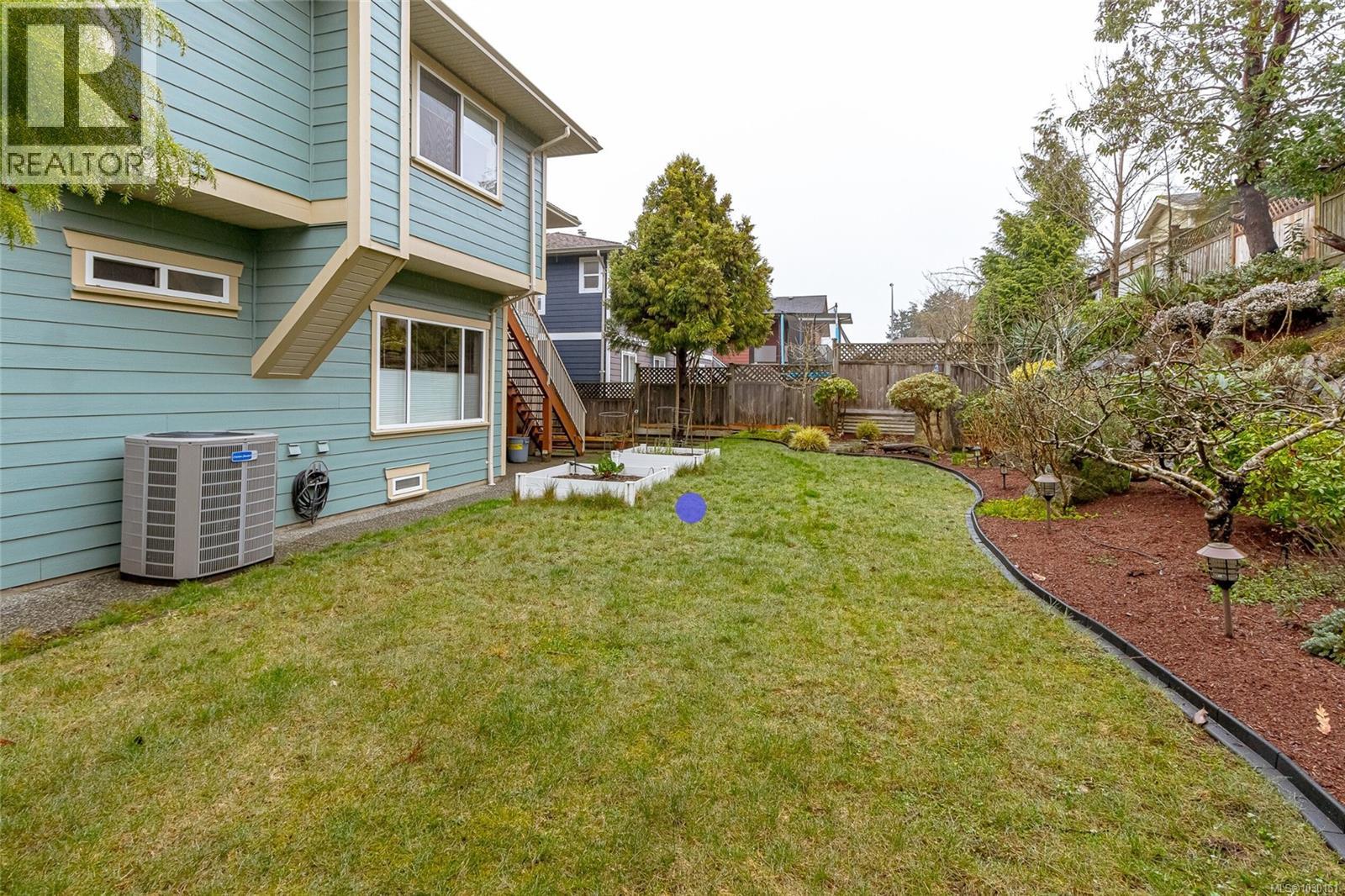 6509 Kestrel Cres - 67