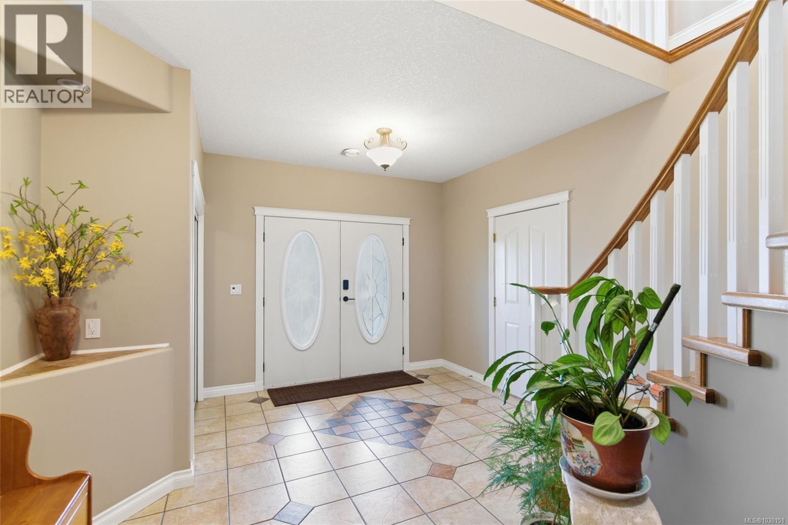 6509 Kestrel Cres - 40