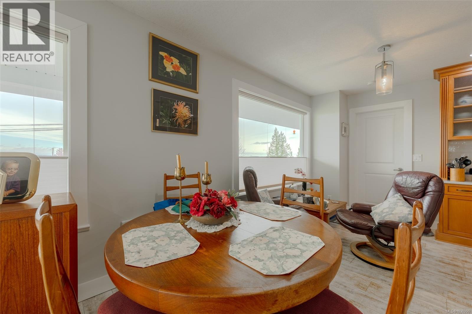 #11 606 Farrell Rd - 12