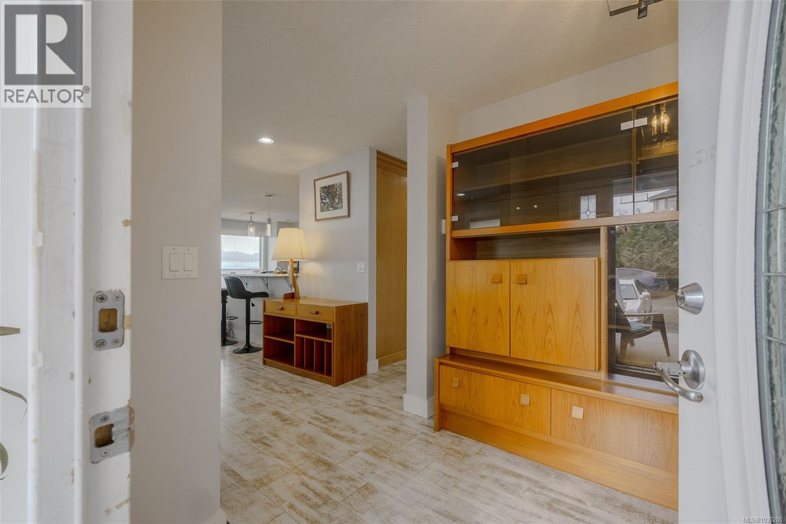 #11 606 Farrell Rd - 6