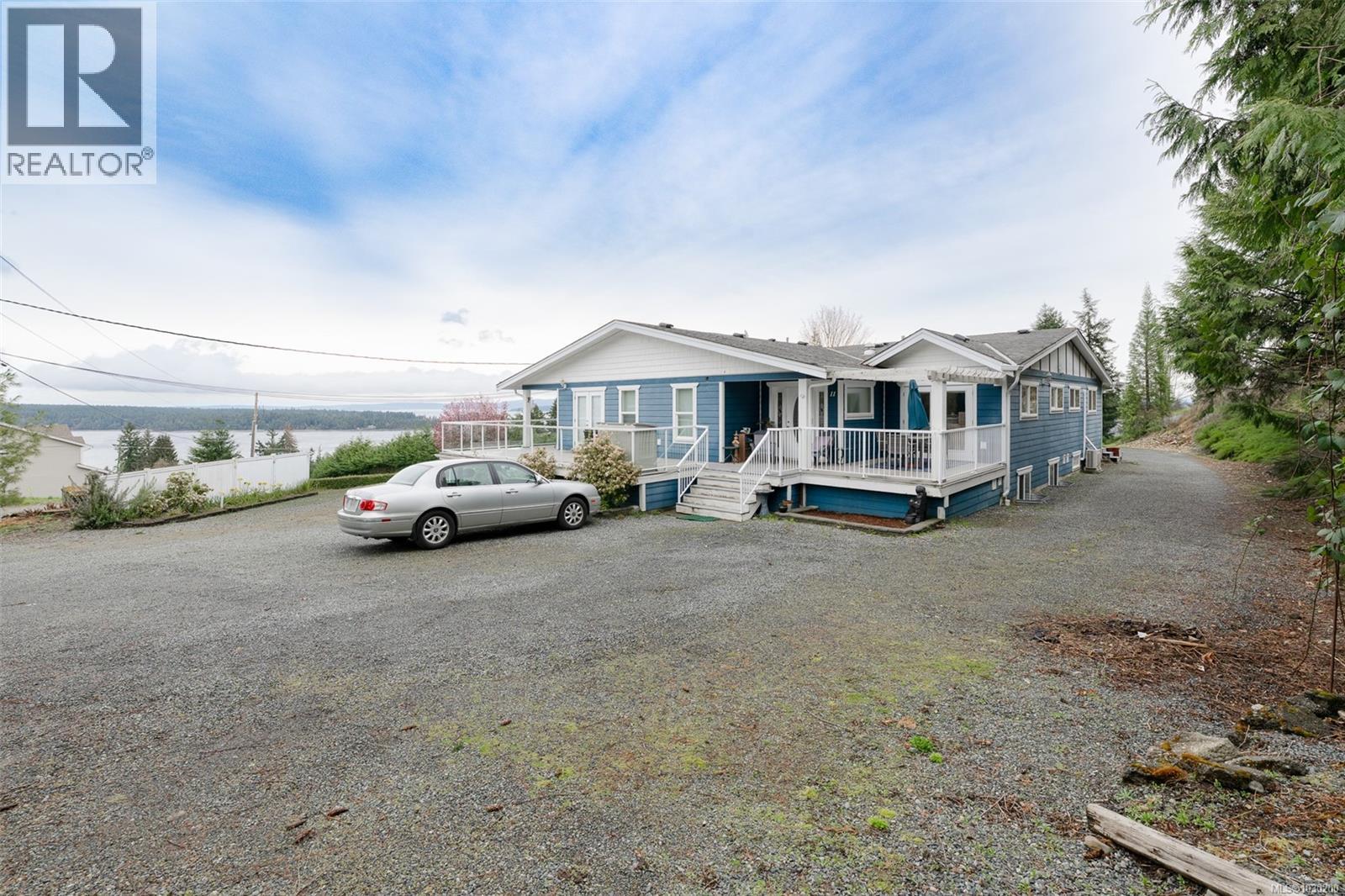 #11 606 Farrell Rd - 43