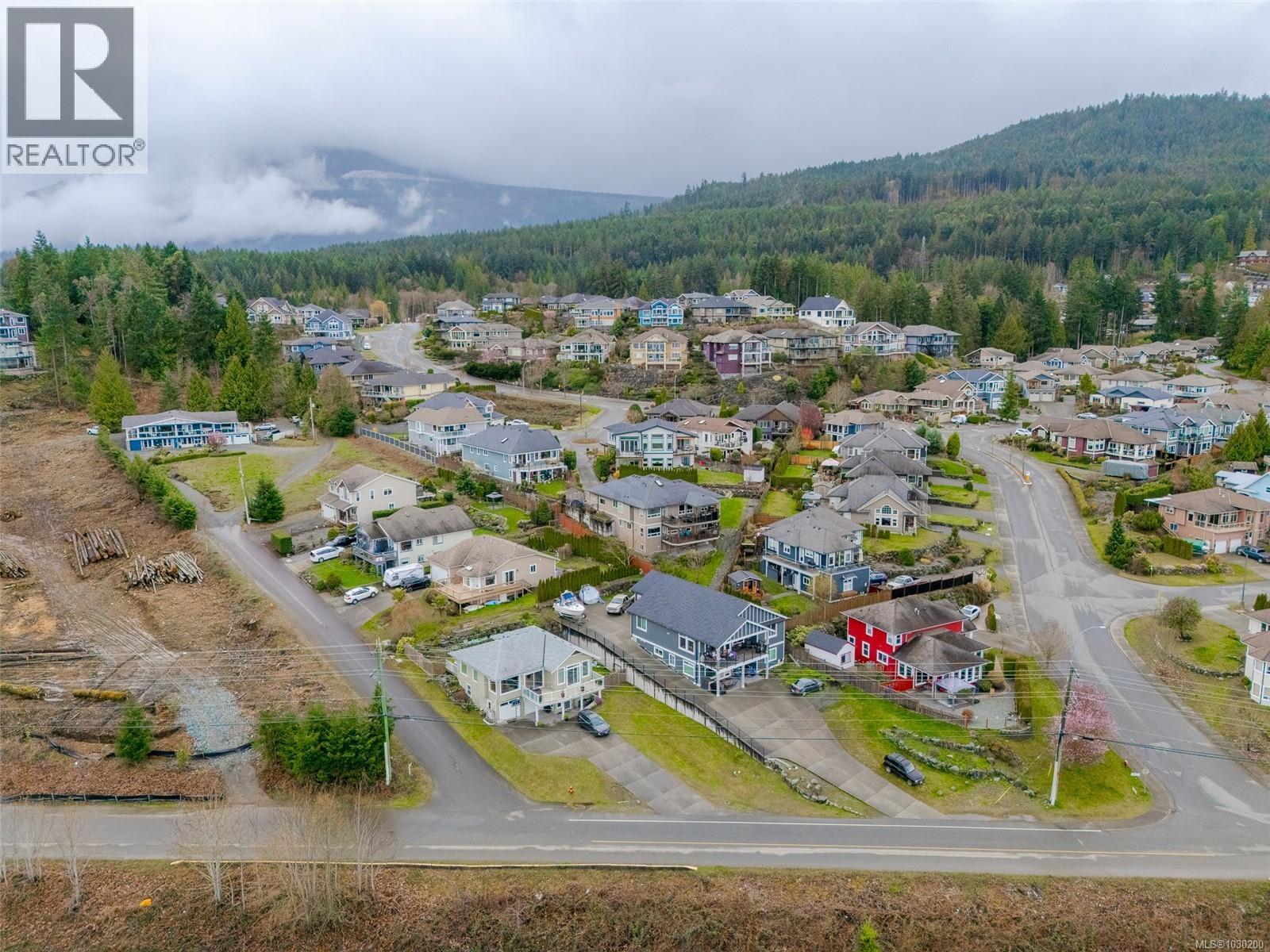#11 606 Farrell Rd - 45