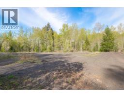 1685 Spruston Rd, Nanaimo, BC V9X1S8 Photo 16