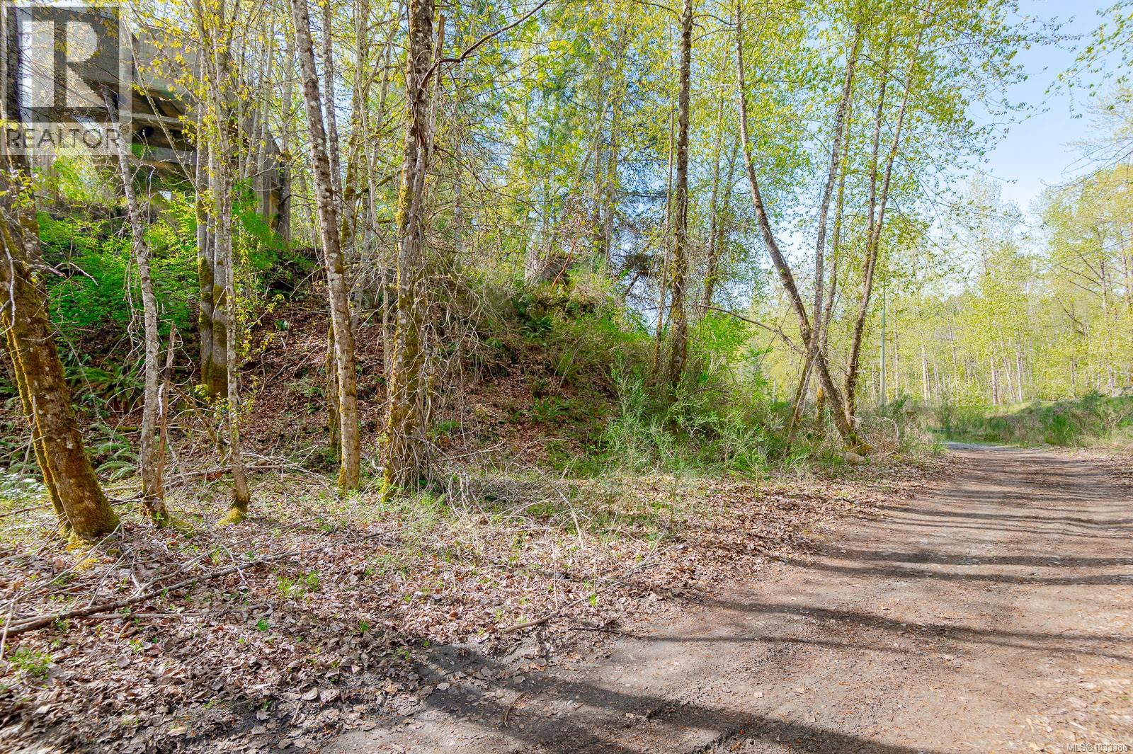 1685 Spruston Rd, Nanaimo