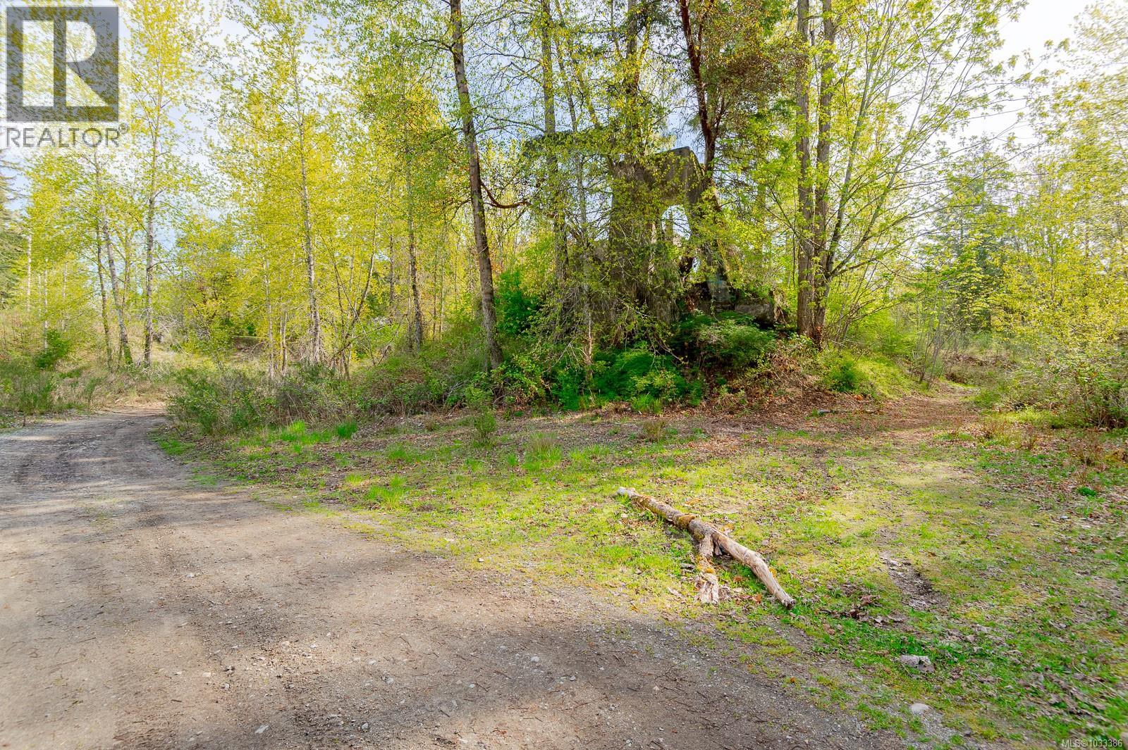 1685 Spruston Rd, Nanaimo