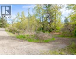 1685 Spruston Rd, Nanaimo, BC V9X1S8 Photo 38