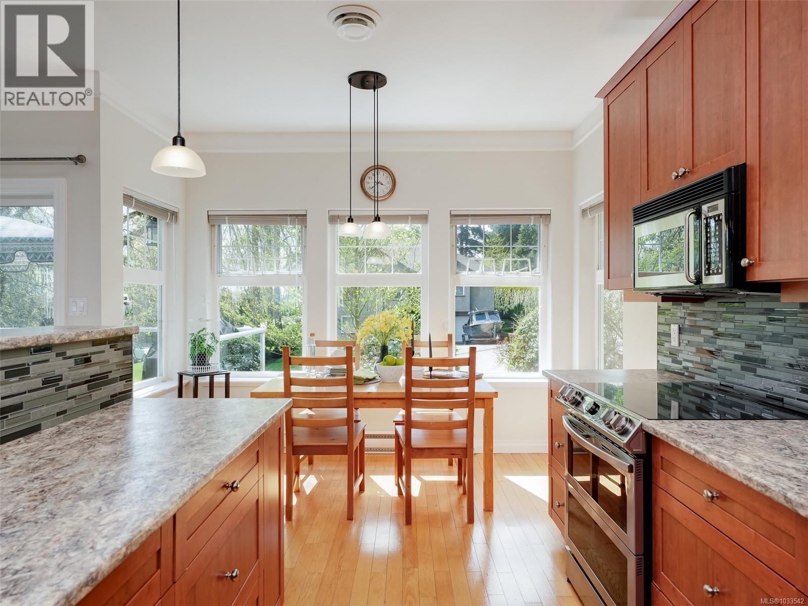 7348 Ridgedown Crt - 10