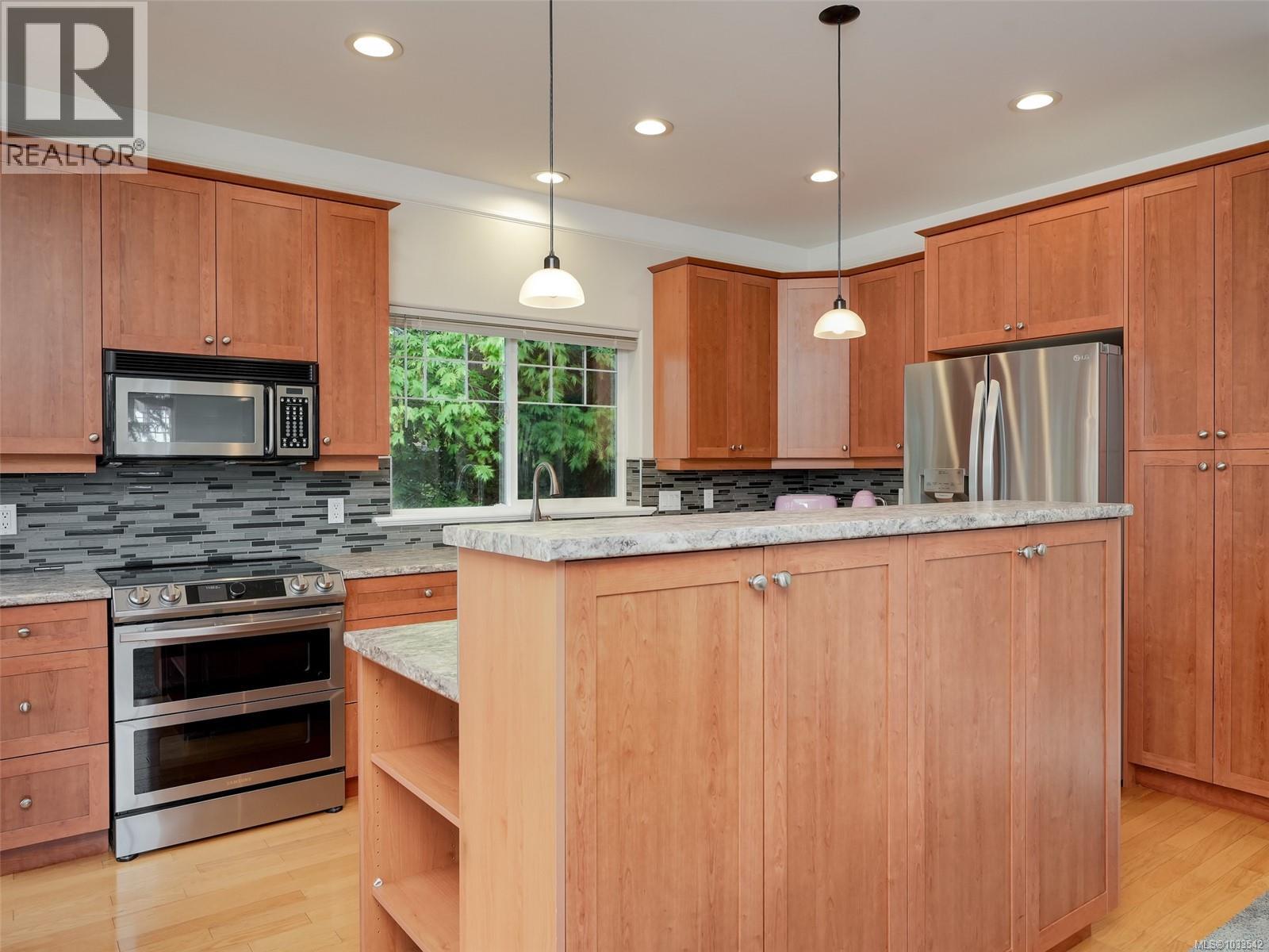 7348 Ridgedown Crt - 8