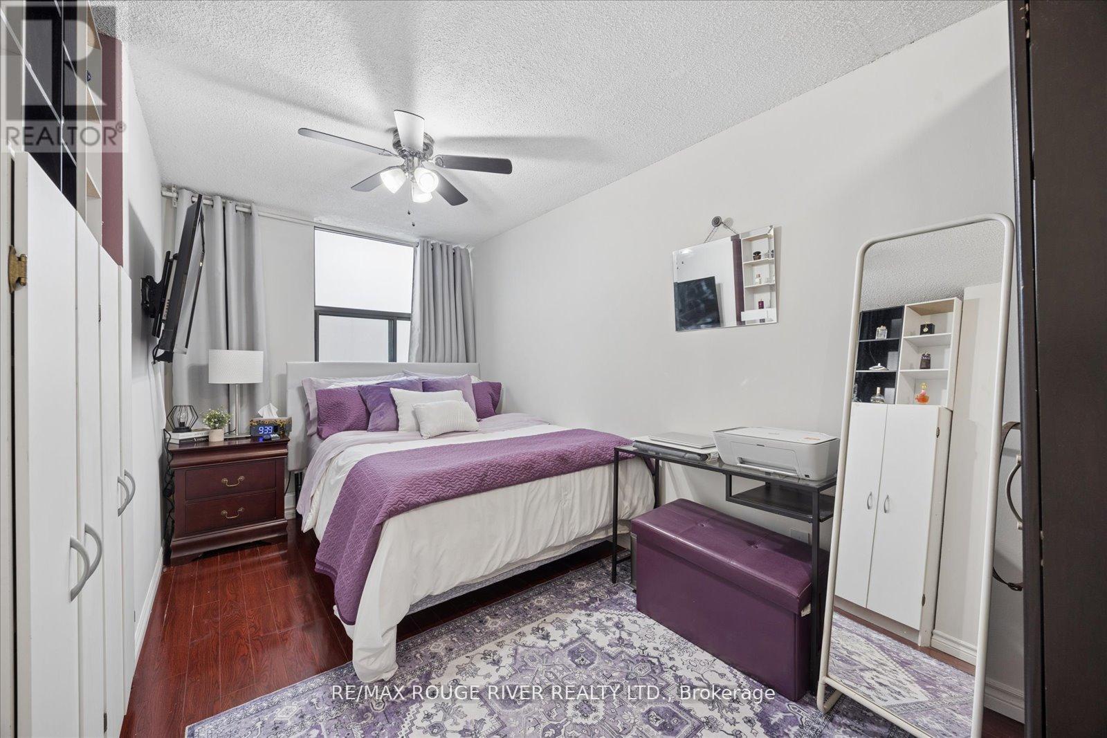 #1504 100 WINGARDEN COURT - 17