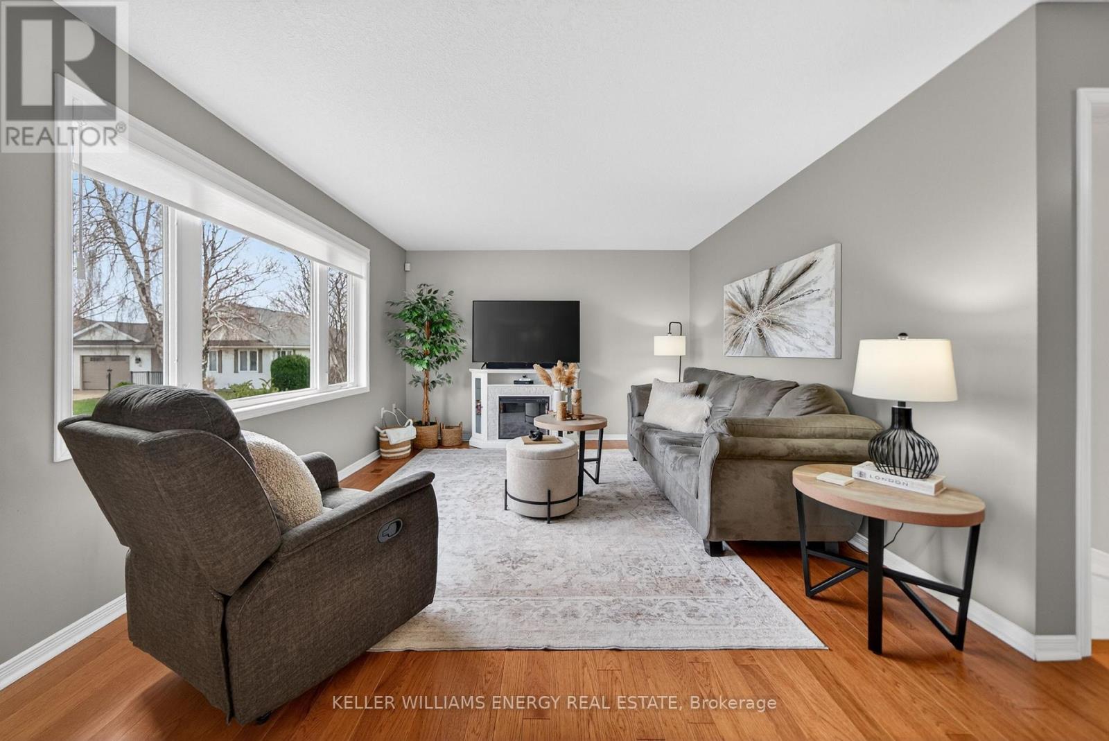 35 CRETNEY DRIVE — photo 27