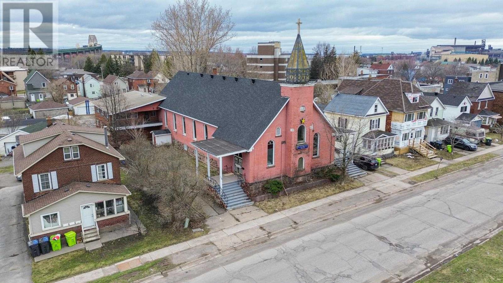 549 Cathcart ST - 13